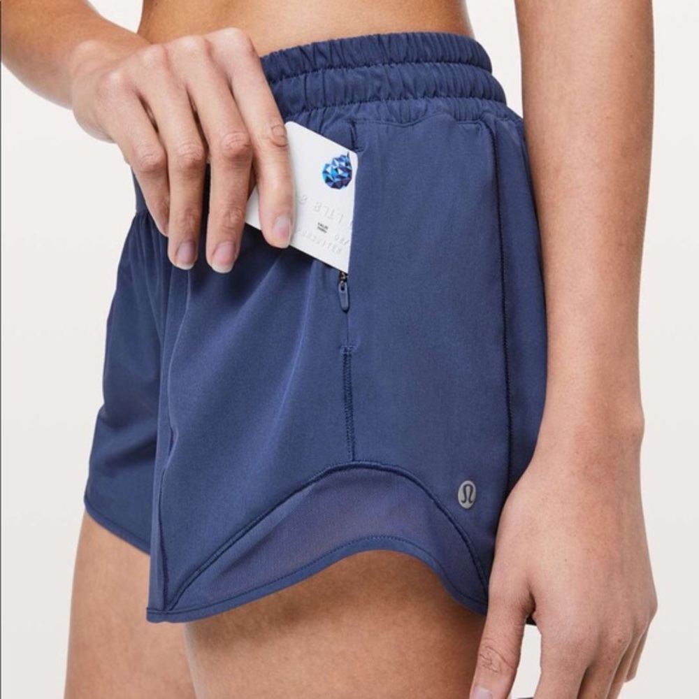 Lululemon Hotty Hot Shorts Tall (4”)